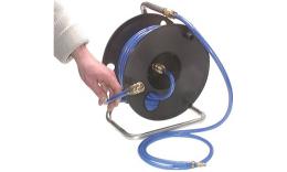 Hose reel with coupling